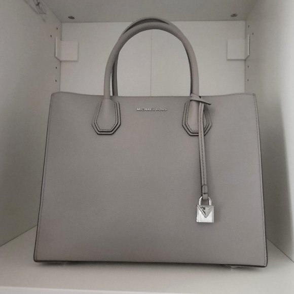 Michael kors large grey bag - Picture 5 of 12